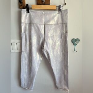 ZYIA Women’s Iridescent White Leggings